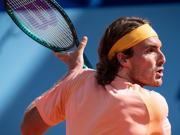 Stefanos Tsitsipas Singkirkan Hamad Medjedovic Dari Gstaad