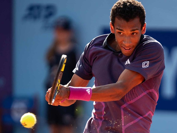 Felix Auger Aliassime Amankan Tiket Menuju Perempatfinal Di Gstaad