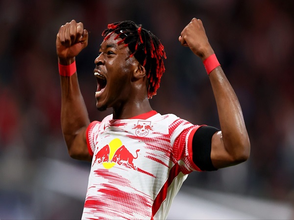 Atletico Madrid Pantau Defender RB Leipzig Untuk Perkuat Lini Pertahanan