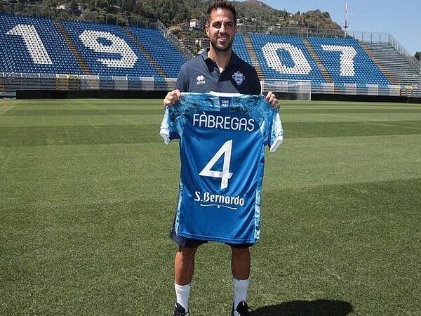 Kantongi Lisensi UEFA, Cesc Fabregas Diangkat Jadi Pelatih Como