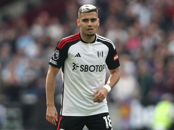 Butuh Gelandang Baru, Chelsea Tawar Andreas Pereira Segini
