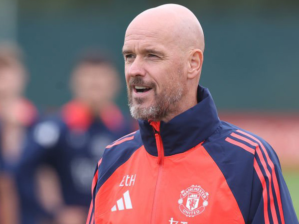 Erik ten Hag Sempat Diingatkan Louis van Gaal Jangan Latih MU