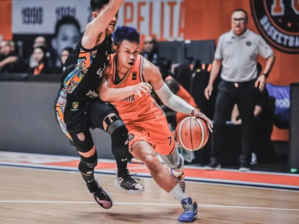 Johannis Winar puas bisa lihat Pelita Jaya atasi tekanan dari Bali United.