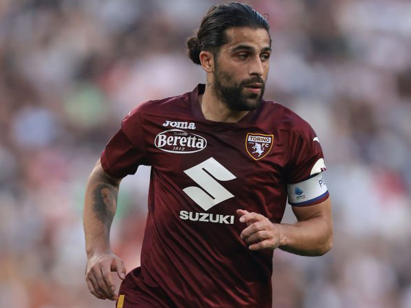 Real Betis Ingin Gagalkan Transfer Ricardo Rodriguez ke Inter Milan