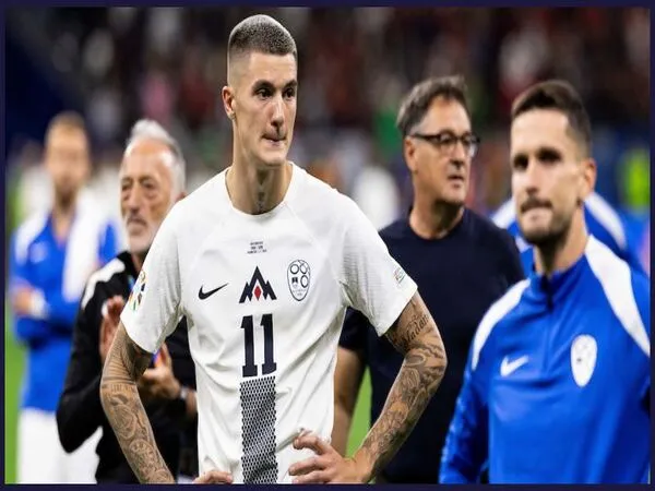 Benjamin Sesko mengungkap alasan kenapa dirinya menolak pinangan Arsenal dan memutuskan untuk memperpanjang kontraknya bersama RB Leipzig / via Reuters