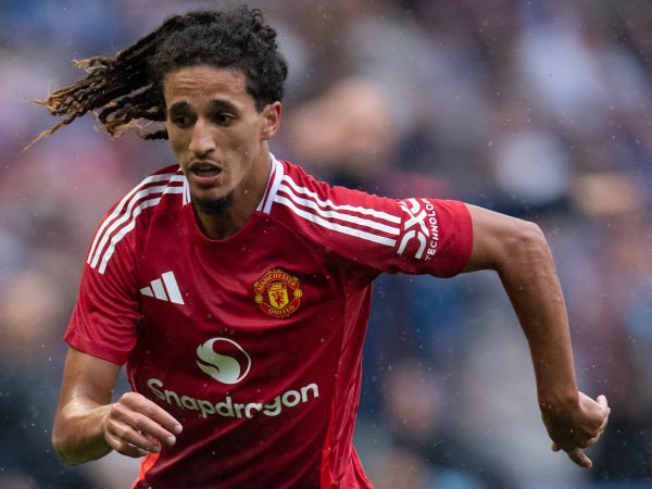 Hannibal Mejbri Berpotensi Tinggalkan Manchester United