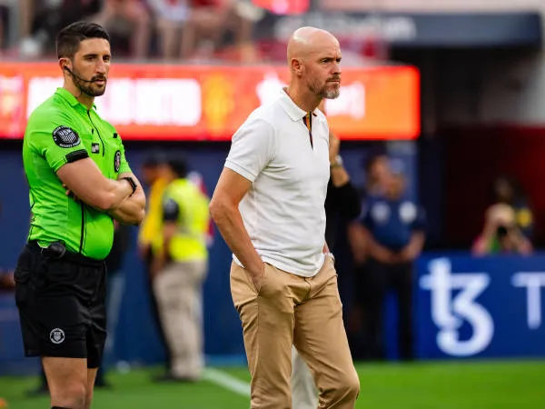 Erik ten Hag Cemas Menunggu Kabar Cedera Leny Yoro dan Rasmus Hojlund