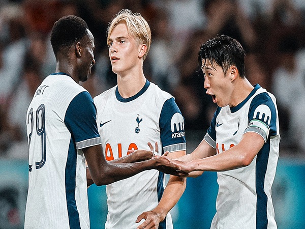 Menang Tipis vs Kobe, Postecoglou Ambil Banyak Hal Positif Dari Tottenham