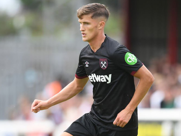 Freddie Potts Klaim West Ham Tampil Oke Saat Dikalahkan Wolves