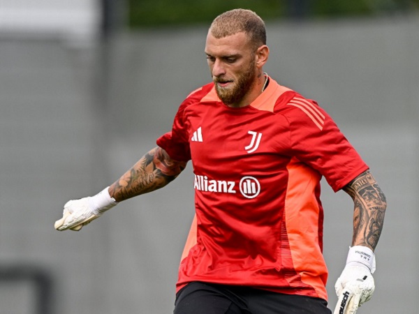 Jadi Kiper Juventus, Michele Di Gregorio Ingin Tembus Timnas Italia