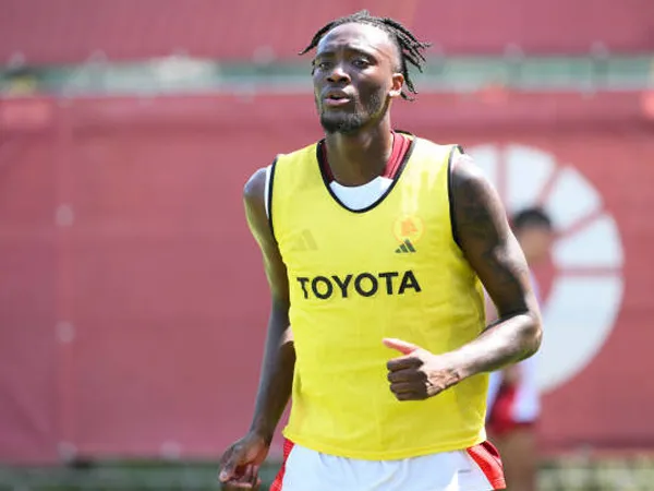 AC Milan Pertimbangkan Pertukaran Davide Calabria dengan Tammy Abraham