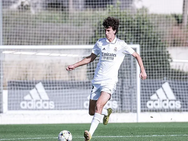 Bek Muda Real Madrid Tampil Mengesankan Saat Latihan