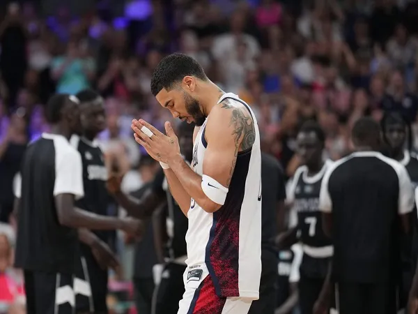 Jayson Tatum tak keberatan meski dicadangkan Steve Kerr.
