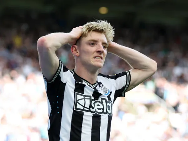 Liverpool dan Newcastle United Sudah Sempat Deal Transfer Anthony Gordon
