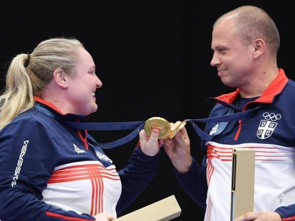 Olimpiade 2024: Arunovic Dan Mikec Dedikasikan Emas Untuk Orang Tercinta