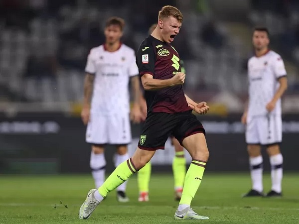 Perr Schuurs Kembali Naik Meja Operasi, Baru Bisa Main Tahun 2025