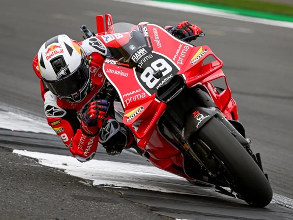 Hasil Race MotoGP Inggris: Bastianini Asapi Martin di Silverstone