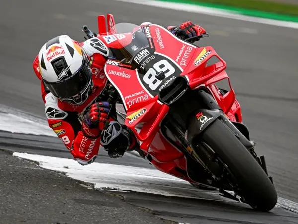 Hasil Race MotoGP Inggris: Bastianini Asapi Martin di Silverstone