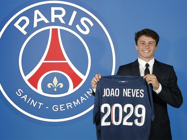 Presiden Paris Saint-Germain Sambut Bergabungnya Joao Neves