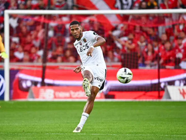 West Ham United Coba Gagalkan Kepindahan Jean-Clair Todibo ke Juventus