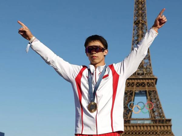 Olimpiade 2024: Long Daoyi, Juara Loncat Indah Olimpiade Yang Jago Nge-Rap