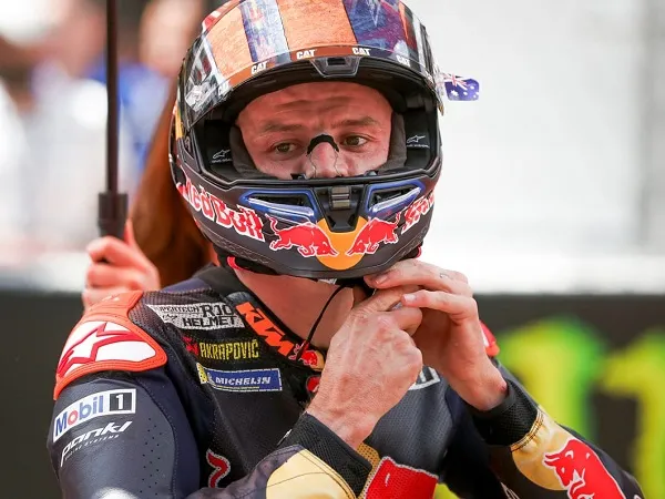 Jack Miller harap-harap cemas usai masa depannya tak kunjung dapat kepastian.