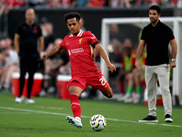 Arne Slot Berikan Update Tentang Status Fabio Carvalho di Liverpool