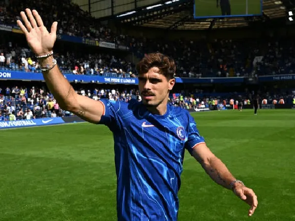 Chelsea merekrut Pedro Neto dari Wolves