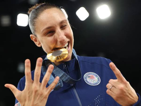 Diana Taurasi Raih Rekor Medali Emas Bola Basket Olimpiade Keenam