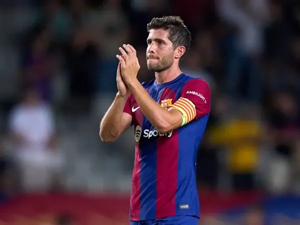 Sergi Roberto Sampaikan Salam Perpisahan ke Fans Barcelona