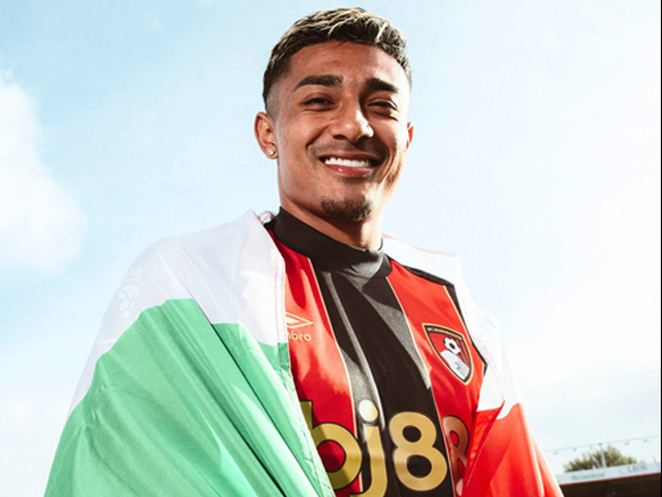 Bournemouth Resmi Datangkan Bek Sayap Julian Araujo dari Barcelona