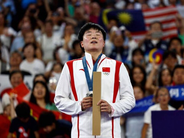 Pensiunnya He Bingjiao Mengejutkan Para Penggemar Bulu Tangkis