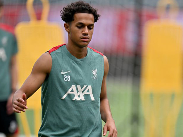 Tinggalkan Liverpool, Fabio Carvalho Merapat ke Brentford