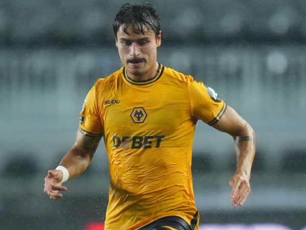 Tinggalkan Wolves, Hugo Bueno Jalani Masa Peminjaman di Feyenoord