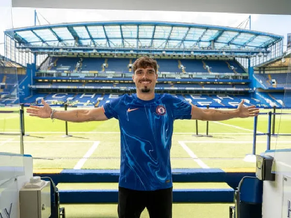Arsenal Banyak dikaitkan dengan Pedro Neto, yang baru saja bergabung dengan Chelsea