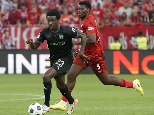 Jual Mahal, Kaiserslautern Tolak Tawaran Union Berlin untuk Ragnar Ache