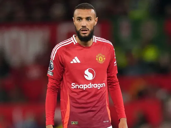Noussair Mazraoui.