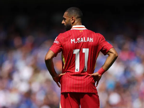 Cetak Sejarah Lagi, Arne Slot Percaya Karier Mohamed Salah Masih Panjang