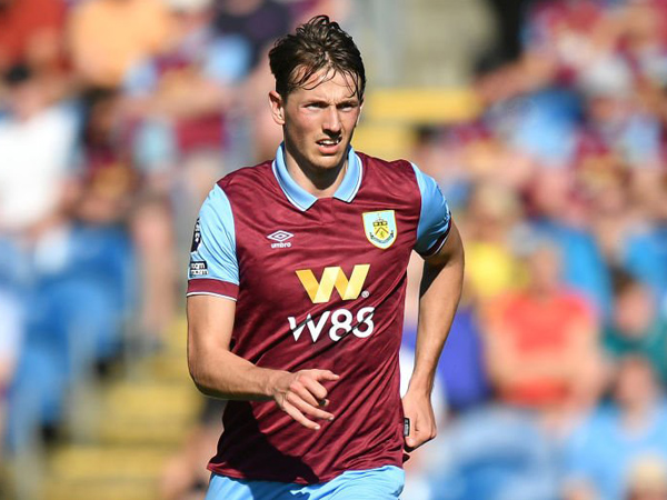 Diam-diam MU Sudah Ajukan Tawaran Bagi Sander Berge