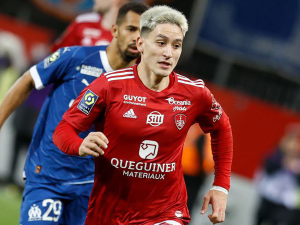 Inter Milan Segera Pinjamkan Martin Satriano ke Lens