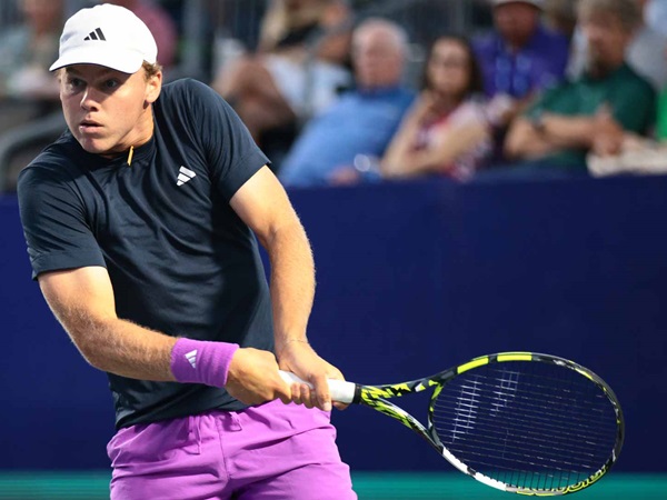 Alex Michelsen Tampil Tanpa Ampun Demi Perempatfinal Di Winston-Salem