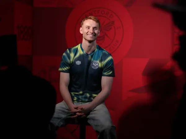 Dari Liverpool Hingga Brentford, Simak Perjalanan Karier Sepp van den Berg