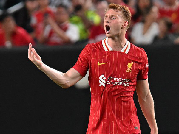 Tinggalkan Liverpool, Sepp van den Berg Merapat ke Brentford