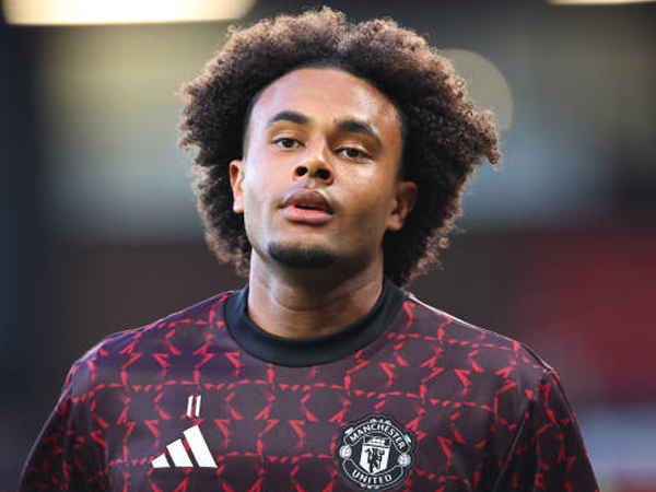 Brighton vs Man United: Gilmour Starter, Zirkzee di Bangku Cadangan