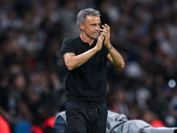 Luis Enrique Hepi Usai Paris Saint-Germain Habisi Montpellier