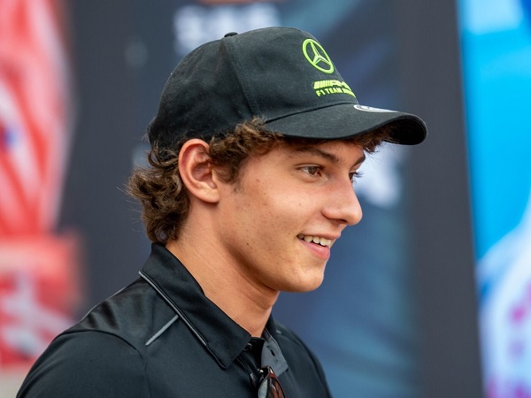 Eddie Jordan Ingatkan Mercedes Untuk Tak Rekrut Kimi Antonelli