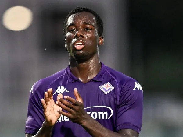 Brentford Pertimbangkan Rekrut Michael Kayode dari Fiorentina