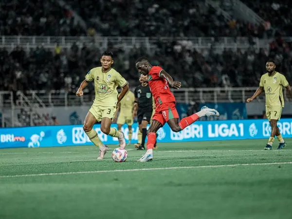 Penyerang asing Persebaya Surabaya, Flavio Silva di laga terakhir kontra Barito Putera