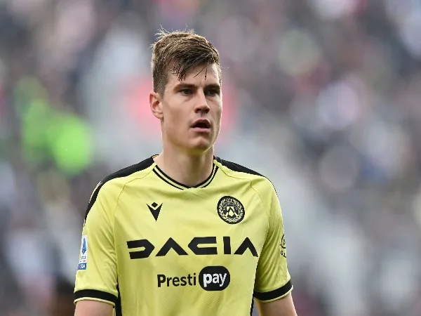 Penampilan Duo Bek Mengecewakan, Lazio Incar Defender Udinese