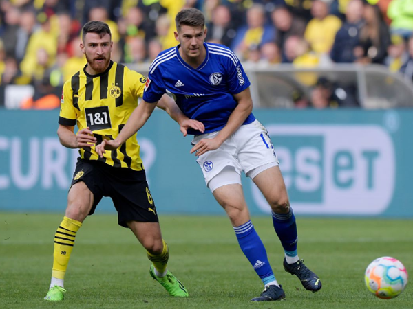 Salih Ozcan Selangkah Lagi Bakal Dipinjamkan Dortmund ke VfL Wolfsburg